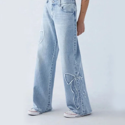 Chic Bow Embroidered Jeans